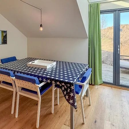 3 Bedroom Amazing In Appartement *